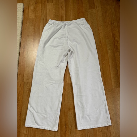 White H&M DIVIDED Straight Leg Sweatpants - Picture 6 of 6
